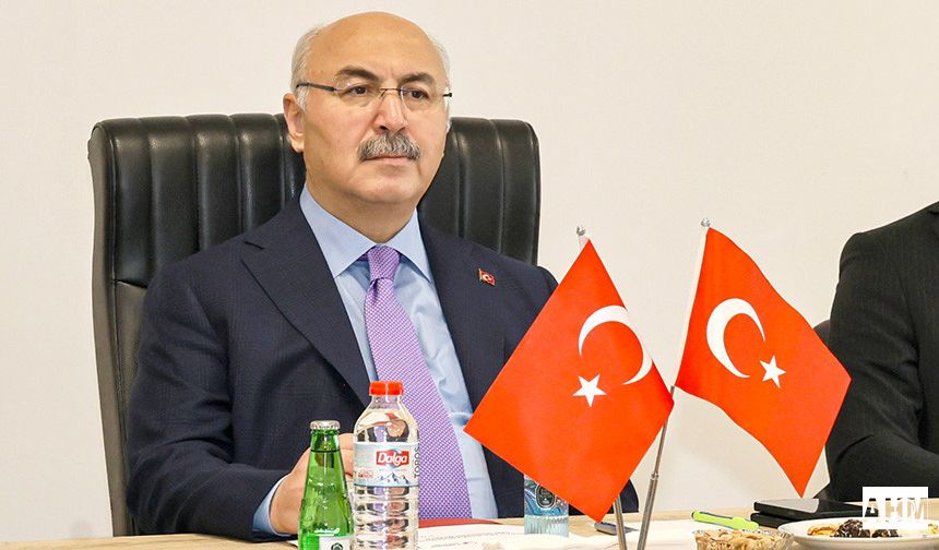 Vali Köşger Geri Gönderme Merkezinde