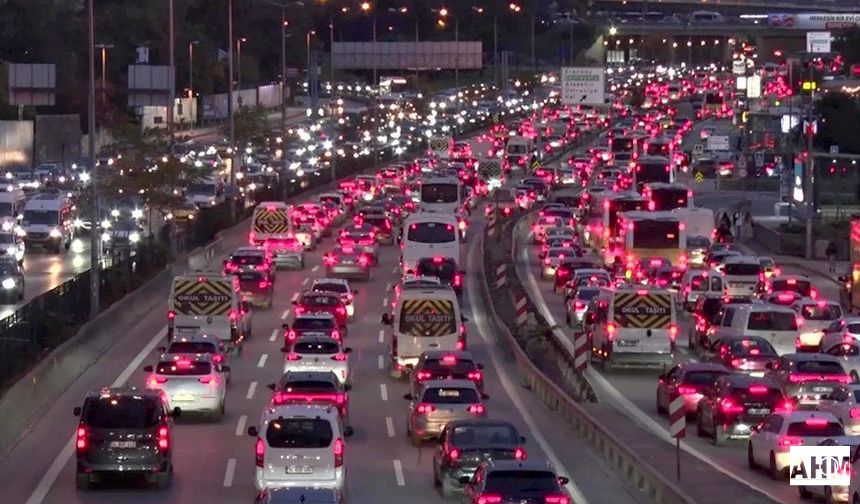 Sürücülere Kritik Uyarı: Yollardaki Görünmez Tehlike Kazalara Davetiye Çıkarıyor