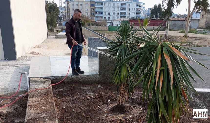 Karataş - Atatürk Gençlik Merkezi Yeşilleniyor