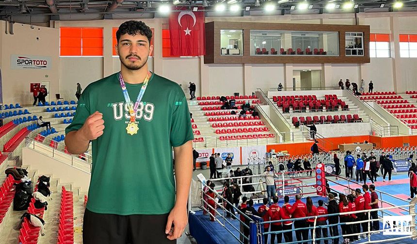 Kick Boksta Türkiye Şampiyonu Çukurova Üniversitesinden