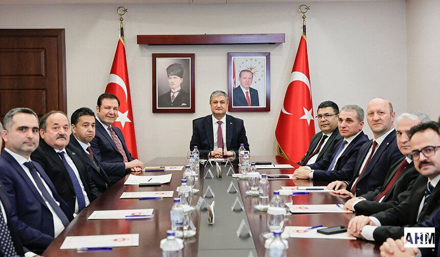 Vali Mustafa Yavuz'dan Toplantı: Adana’nın Huzuru İçin Koordinasyon Şart