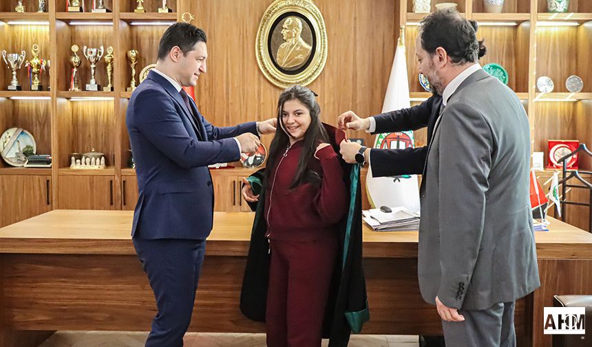 Avukat Olmak İsteyen Şavkılı, Böke'yi Ziyaret Etti