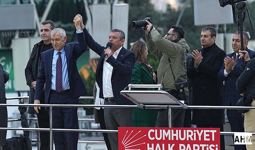 Özgür Özel “Adanalı Zeydan Karalar’ı Görevinin Başında Görmek İstiyor”