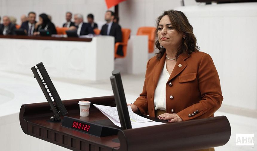 Müzeyyen Şevkin “Deprem Komisyonu Raporları Raflarda Kaldı!”