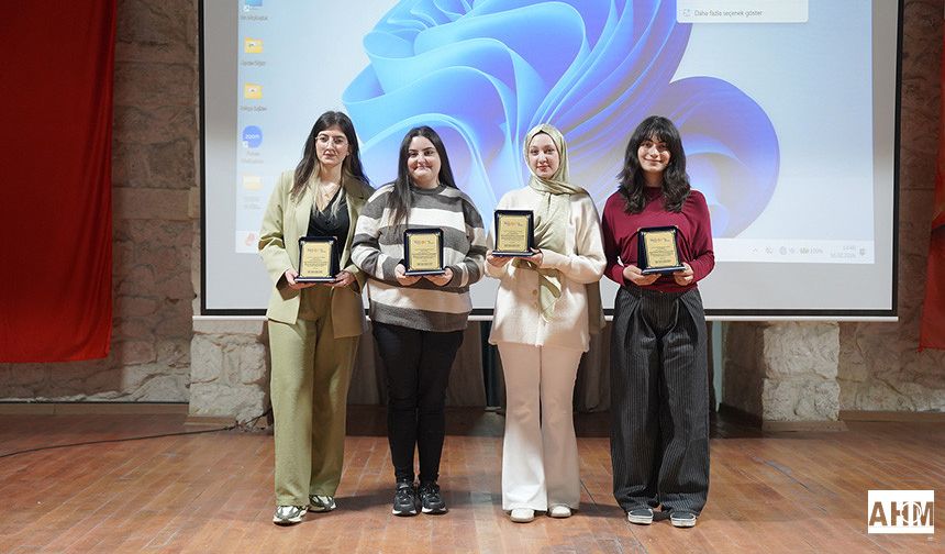 Adana Güney Rotary Kulübü’nden Genç Mimar Adaylarına Büyük Destek
