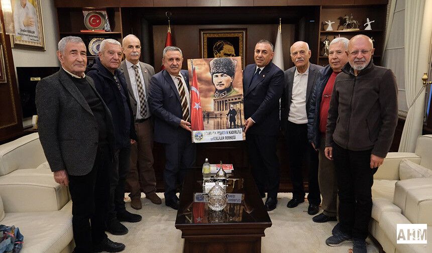 Güngör Geçer Kadirli’li Emekliler Derneği Heyetini Ağırladı