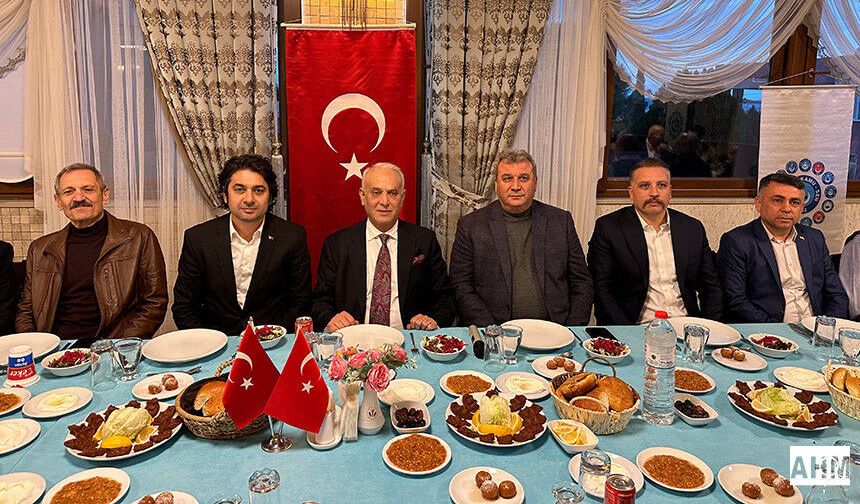 Yusuf Kanlı "Geleceğe Emin Adımlarla Yürüyoruz"