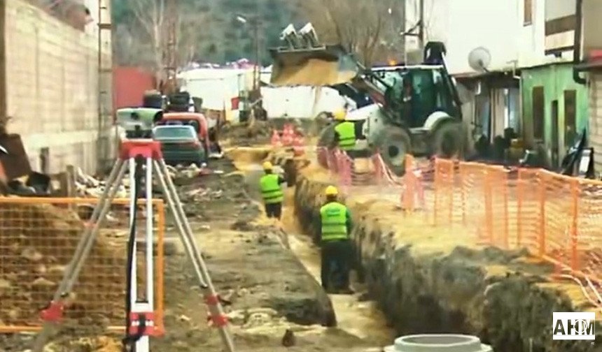 ASKİ, Pozantı Akçatekir'de İçme Suyu Çalışması Yapıyor