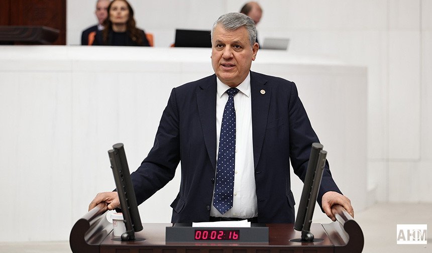 Ayhan Barut'tan Okullardaki Vahşete Tepki