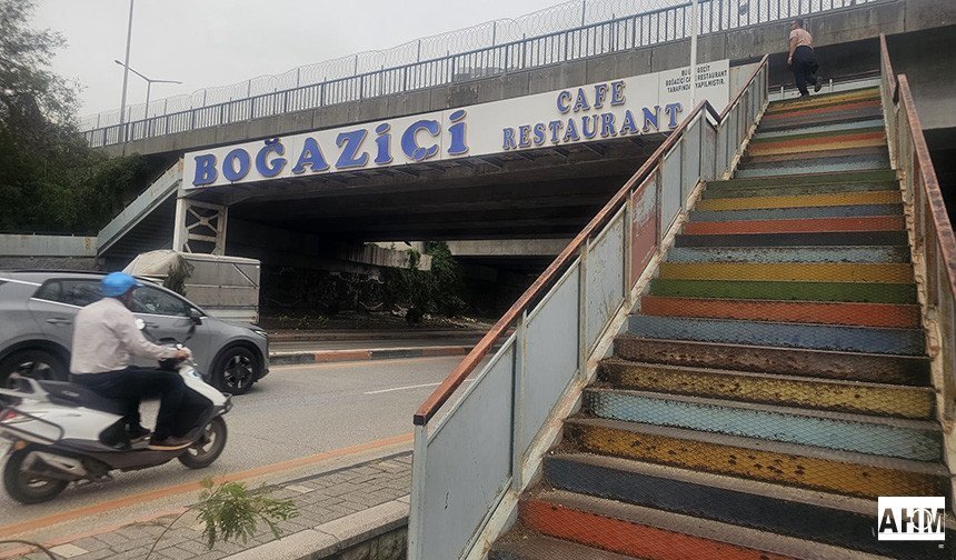 Orası Da Yıkılıyor: Şampiyonun Kafesi De Yıkılacak