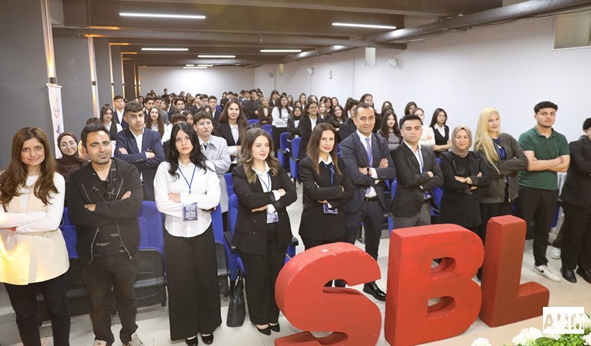 ÇÜ ve Bahtiyar Vahabzade Sosyal Bilimler Lisesi’nde Model Birleşmiş Milletler Heyecanı