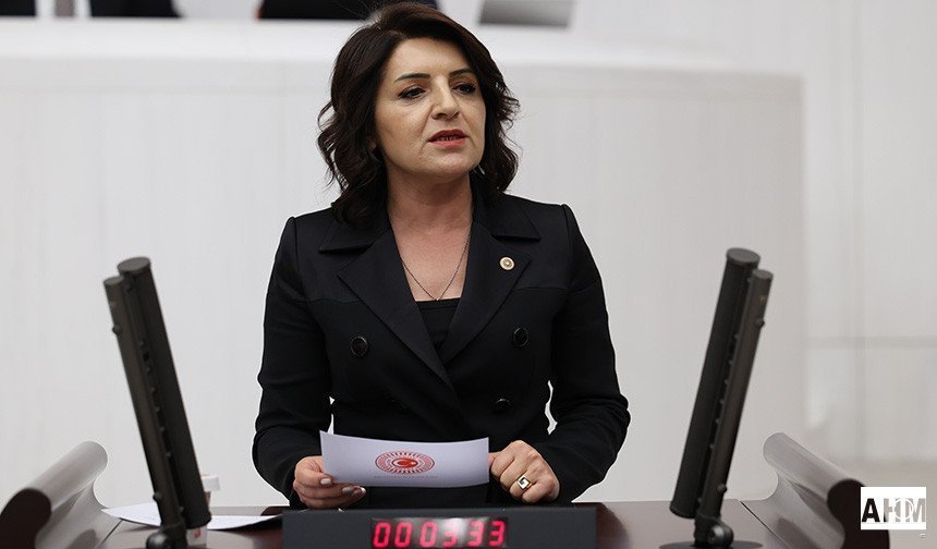 CHP’li Gülcan Kış “Ev Kadınlarını Oyalamayı Bırakın, Haklarını Teslim Edin”