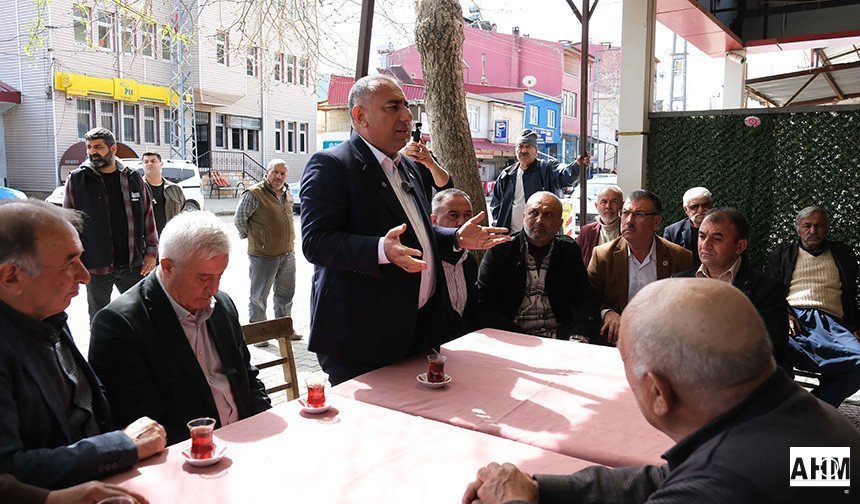 Pozantılı Üreticiye 900 Bin Çilek Fidesi Daha Dağıtıldı