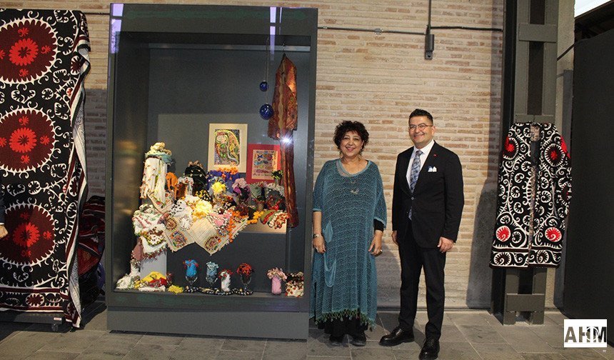 “İlmeğin Belleği” Sergisi Adana’da Açıldı