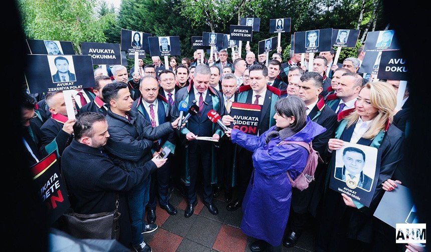 Türkiye Barolar Birliği Ve Baro Başkanları TBMM'ye Yürüdü