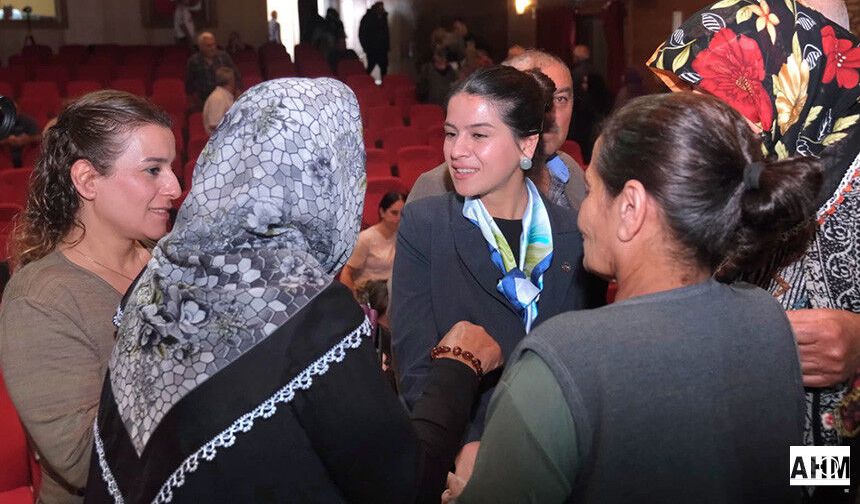 Ceyhan Belediyesi’nden Emeklilere Bayram Desteği