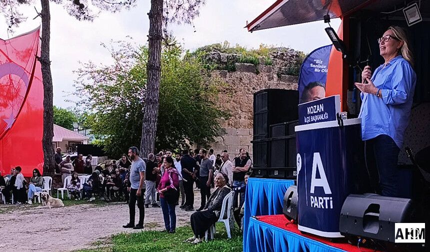 Nihal Ağca Anavarza’da Gençlerle Coştu: 19 Mayıs’ta Birlik Mesajı Verdi