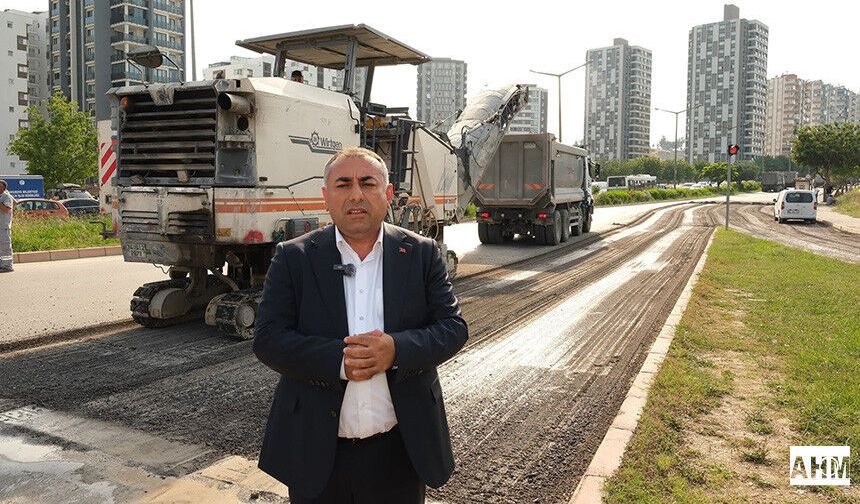 Adana’da 9 Kilometrelik Asfalt Atağı: Prof. Dr. Necmettin Erbakan Bulvarı Yenileniyor