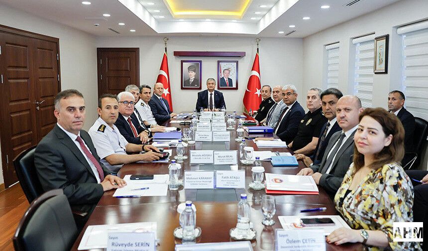 Adana’daki Kamu Yatırımları Vali Mustafa Yavuz Başkanlığında Değerlendirildi