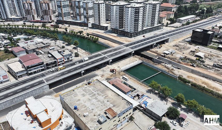 Adana’da Trafiği Rahatlatacak Projede Sona Gelindi: Ege Bağatur Üst Geçidi Açılıyor